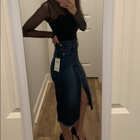 NWT 7 For All Mankind denim skirt - Picture 2 of 4